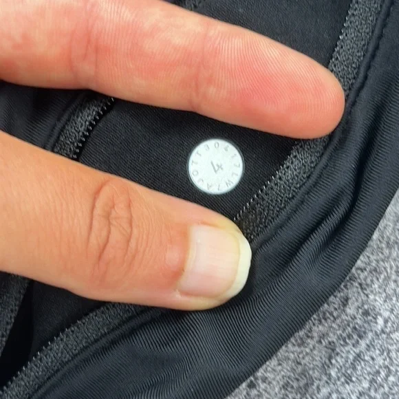 Lululemon Speed Up Short *Long 4" Heather Lux Multi Black / Black - Picture 4 of 4